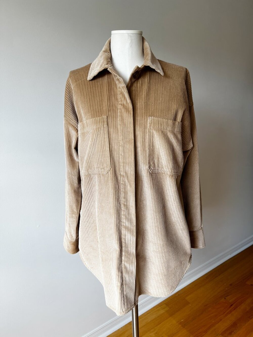 Aritzia Babaton Graydon Corduroy Shacket Tan XS